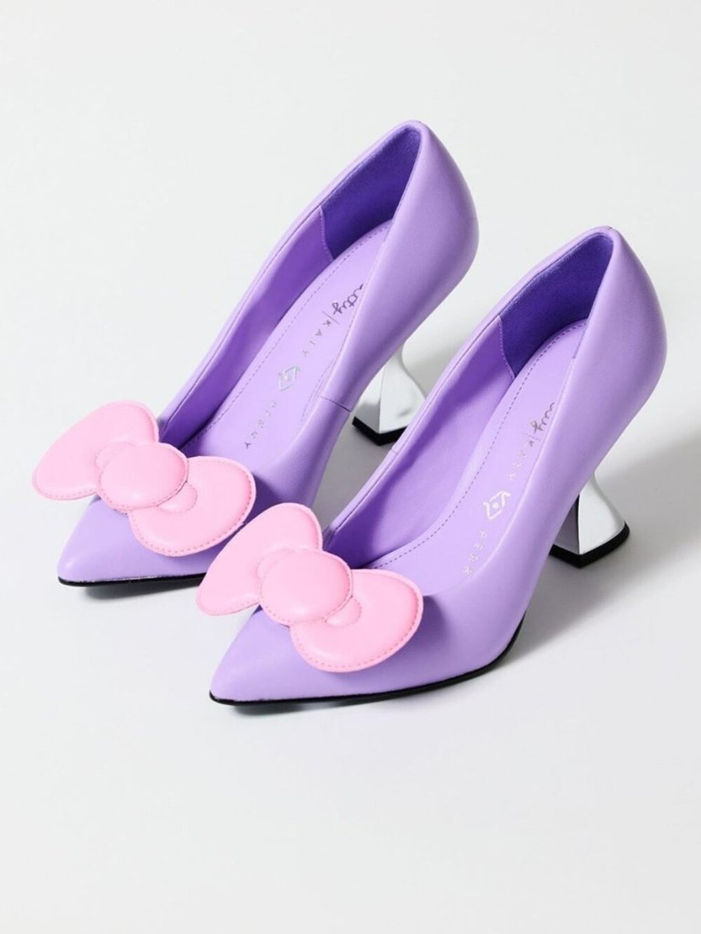 Katy Perry x Hello Kitty Sanrio Purple and Pink Pump Heels Size 6.5M NIB